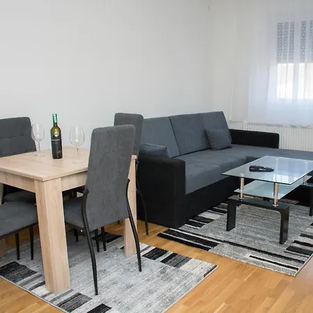 Stan Na Dan 公寓 *